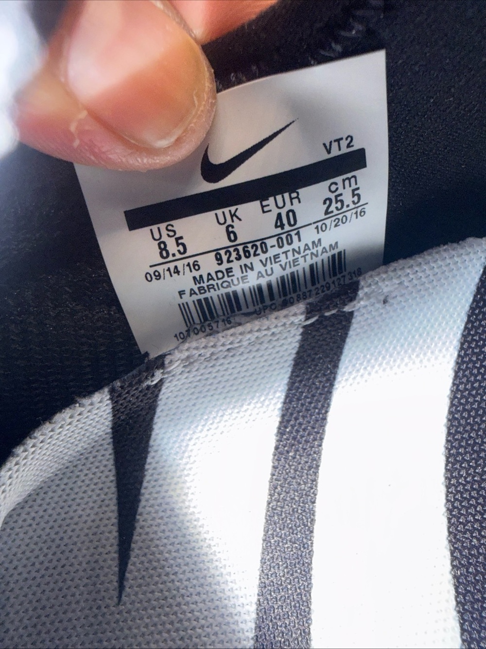 Size 8.5 - Nike Wmns LunarCharge Essential, 923620-001, Clean, W/ OG Box, Great - Picture 8 of 11